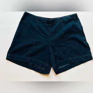 Theory Denim Shorts Sz 6 Side Zip Seamed Down Center 100% Cotton